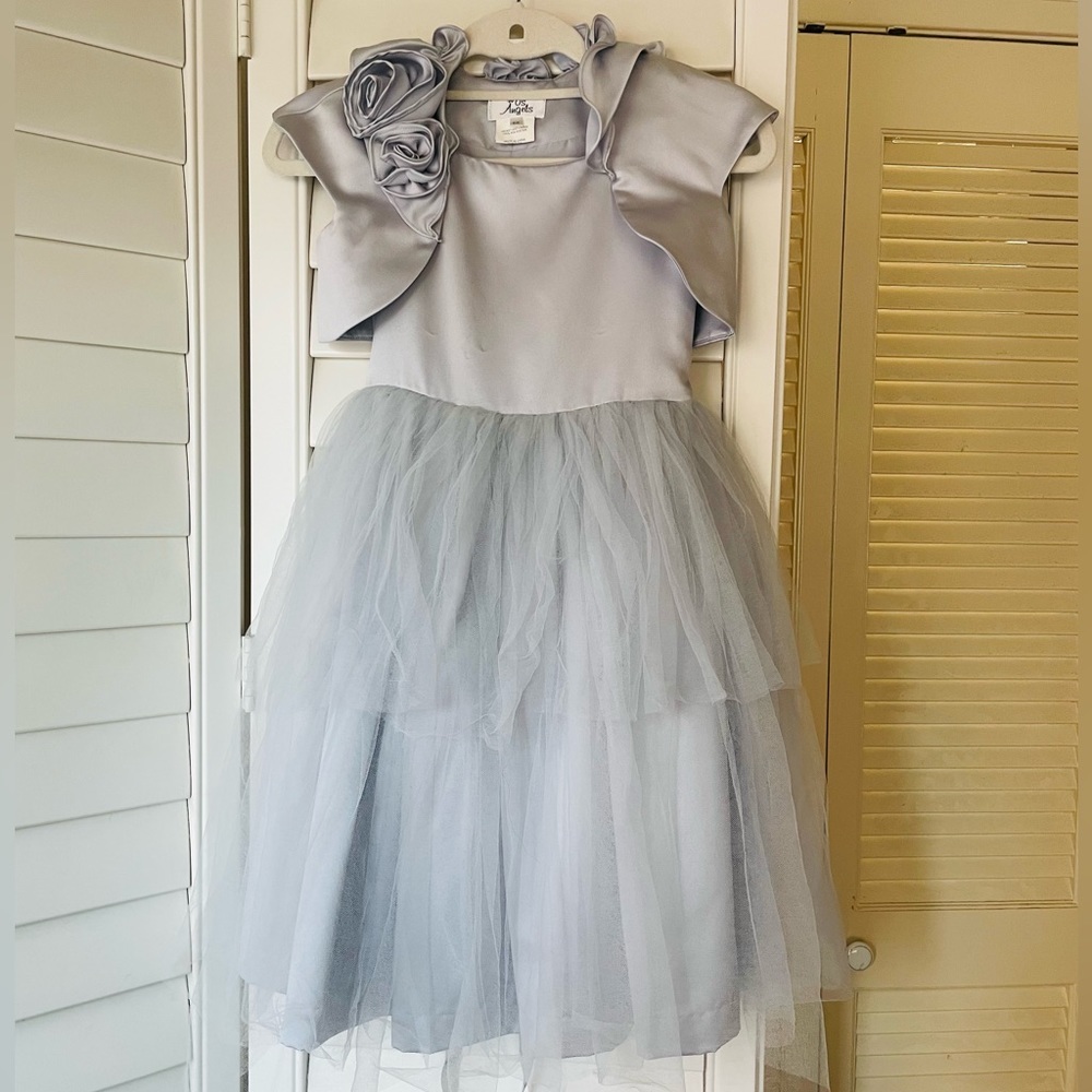Beautiful Silver/Gray Us Angels Gown/Dress Size 6x